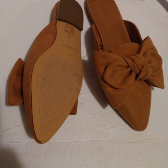 J. Crew Factory Tan Flats with Bow Accent - Picture 4 of 4
